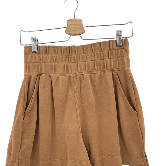 Weekend Los Angeles Tawny Lounge Shorts Pull-On Smocked Pleated Size Small - Picture 2 of 10